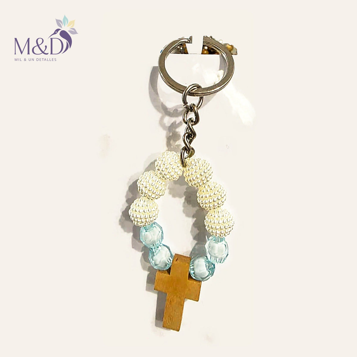 Denario con Cruz de Madera Celeste | Mil y un Detalles